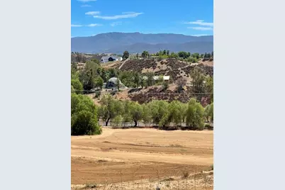 35120 Calle Nopal, Temecula, CA 92592 - Photo 7