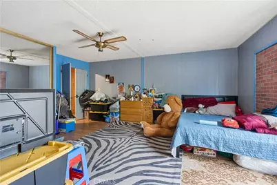 18455 Pequena Entrada, Perris, CA 92570 - Photo 41