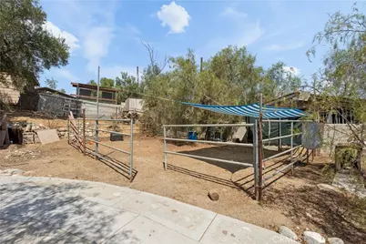 18455 Pequena Entrada, Perris, CA 92570 - Photo 15