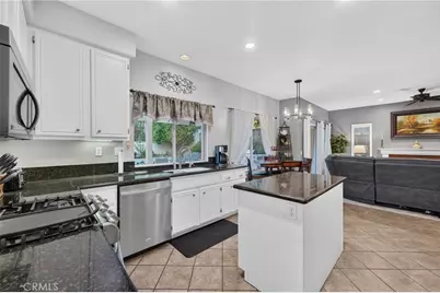 4 Bella Firenze, Lake Elsinore, CA 92532 - Photo 17