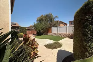 35636 Loggins Ct, Winchester, CA 92596 - Photo 3