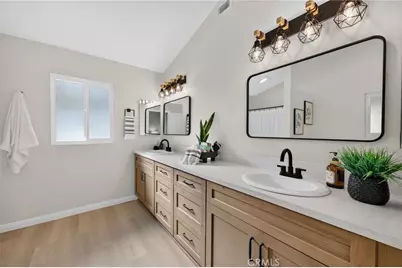 24441 Calle Tassjara, Murrieta, CA 92562 - Photo 37