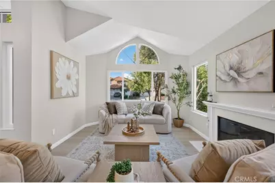 24441 Calle Tassjara, Murrieta, CA 92562 - Photo 5