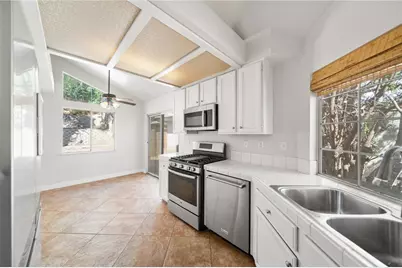 30522 Iron Bark Court, Temecula, CA 92591 - Photo 11