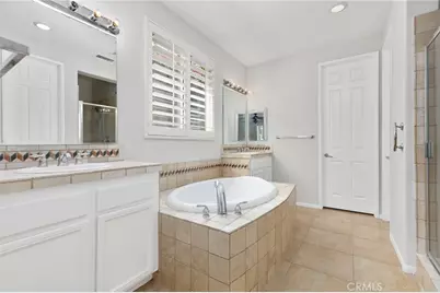 34 Shoreline Drive, Rancho Mirage, CA 92270 - Photo 19
