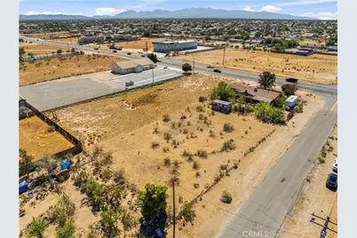 11273 Hesperia Road, Hesperia, CA 92345 - Photo 37