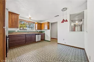 11273 Hesperia Rd, Hesperia, CA 92345 - Photo 9