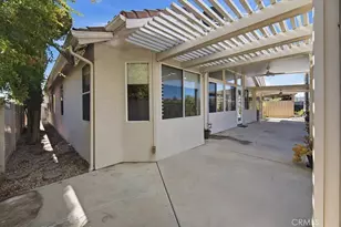 40465 Via Camposeco, Murrieta, CA 92562 - Photo 33