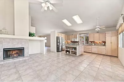 40465 Via Camposeco, Murrieta, CA 92562 - Photo 13