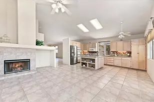 40465 Via Camposeco, Murrieta, CA 92562 - Photo 13