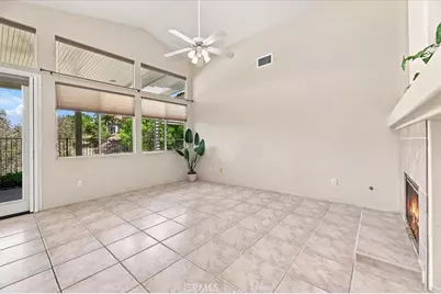 40465 Via Camposeco, Murrieta, CA 92562 - Photo 9