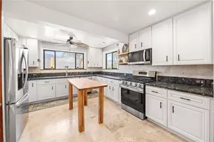 45540 Denizen Heights, Hemet, CA 92544 - Photo 11