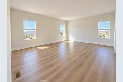 32425 Weber, Hemet, CA 92544 - Photo 9