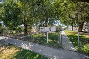 45031 10th St, Lancaster, CA 93534 - Photo 3