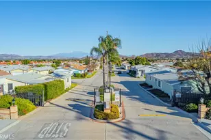 27250 Murrieta, Menifee, CA 92586 - Photo 31