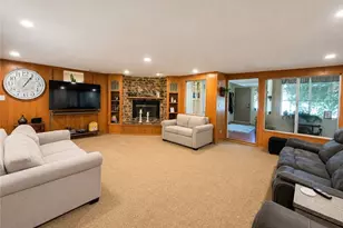28990 Hogan Dr, Sun City, CA 92586 - Photo 13