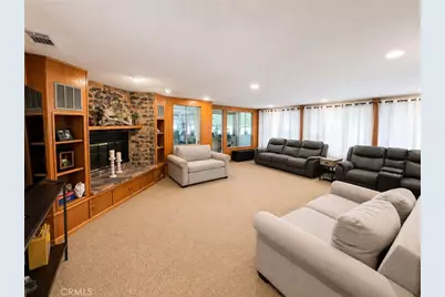 28990 Hogan Drive, Sun City, CA 92586 - Photo 11