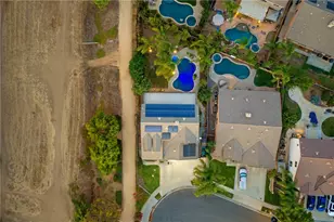 33562 Delphinium Ln, Murrieta, CA 92563 - Photo 3