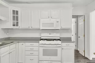22780 Skylink, Canyon Lake, CA 92587 - Photo 15