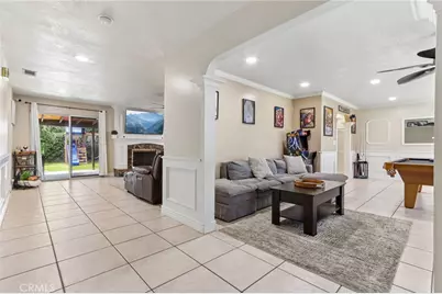 9228 Hawthorne Avenue, Riverside, CA 92503 - Photo 5