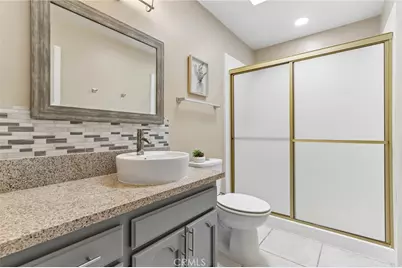 9228 Hawthorne Avenue, Riverside, CA 92503 - Photo 31