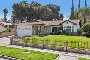 9228 Hawthorne Ave, Riverside, CA 92503 - Photo 3