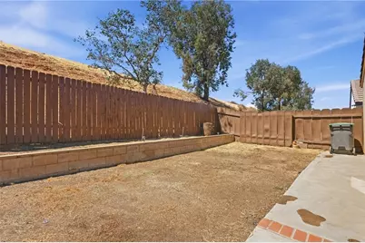 27905 Hillpointe Drive, Menifee, CA 92585 - Photo 33