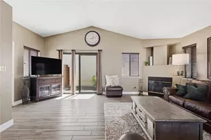 27905 Hillpointe Dr, Menifee, CA 92585 - Photo 11