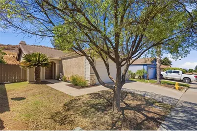 27905 Hillpointe Drive, Menifee, CA 92585 - Photo 5