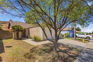 27905 Hillpointe Dr, Menifee, CA 92585 - Photo 5