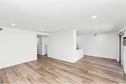 20317 Jersey, Lakewood, CA 90715 - Photo 5