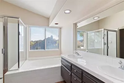 36194 Toulon, Murrieta, CA 92562 - Photo 13