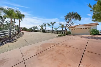 39565 Spanish Oaks Drive, Temecula, CA 92592 - Photo 15