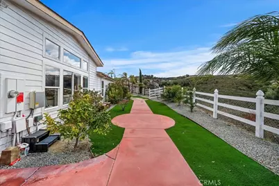 39565 Spanish Oaks Drive, Temecula, CA 92592 - Photo 25