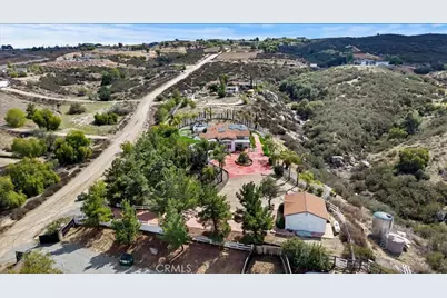 39565 Spanish Oaks Drive, Temecula, CA 92592 - Photo 9