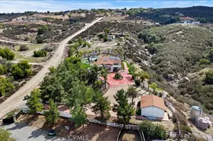39565 Spanish Oaks Dr, Temecula, CA 92592 - Photo 9