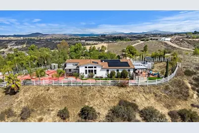 39565 Spanish Oaks Drive, Temecula, CA 92592 - Photo 3