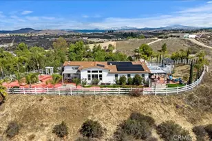 39565 Spanish Oaks Dr, Temecula, CA 92592 - Photo 3