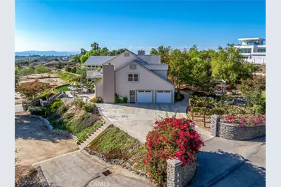 41999 Altanos Road, Temecula, CA 92592 - Photo 3