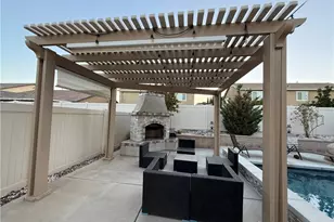 35615 Athena Ct, Winchester, CA 92596 - Photo 7