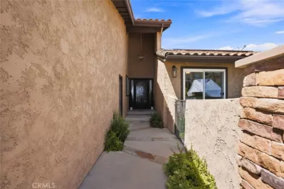 22336 Loch Lomond, Canyon Lake, CA 92587 - Photo 7