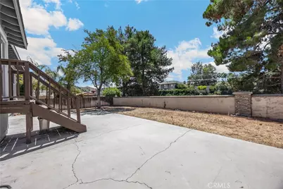 30833 Burning Tree, Canyon Lake, CA 92587 - Photo 9