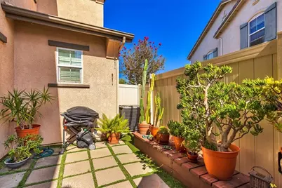 31798 Biagio Way, Winchester, CA 92596 - Photo 21