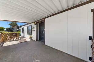 1300 W Menlo Ave, Hemet, CA 92543 - Photo 21