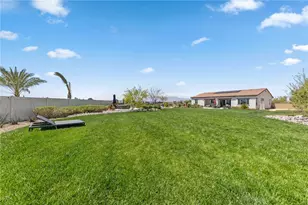 7631 Capstone Ct, Riverside, CA 92506 - Photo 35