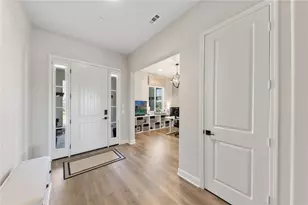 7631 Capstone Ct, Riverside, CA 92506 - Photo 3