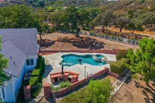 42580 Avenida Escala, Murrieta, CA 92562 - Photo 3