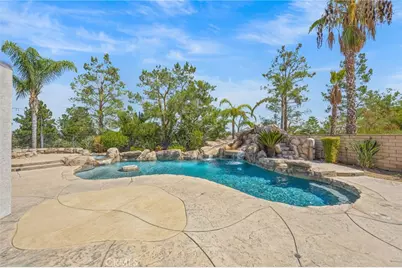 1481 Sunshine Circle, Corona, CA 92881 - Photo 37