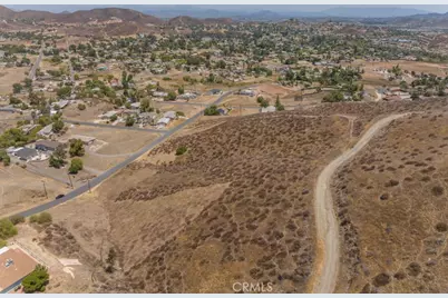 28305 Connecticut, Menifee, CA 92587 - Photo 5