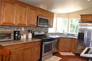 26465 Monroe Ln, Homeland, CA 92548 - Photo 5
